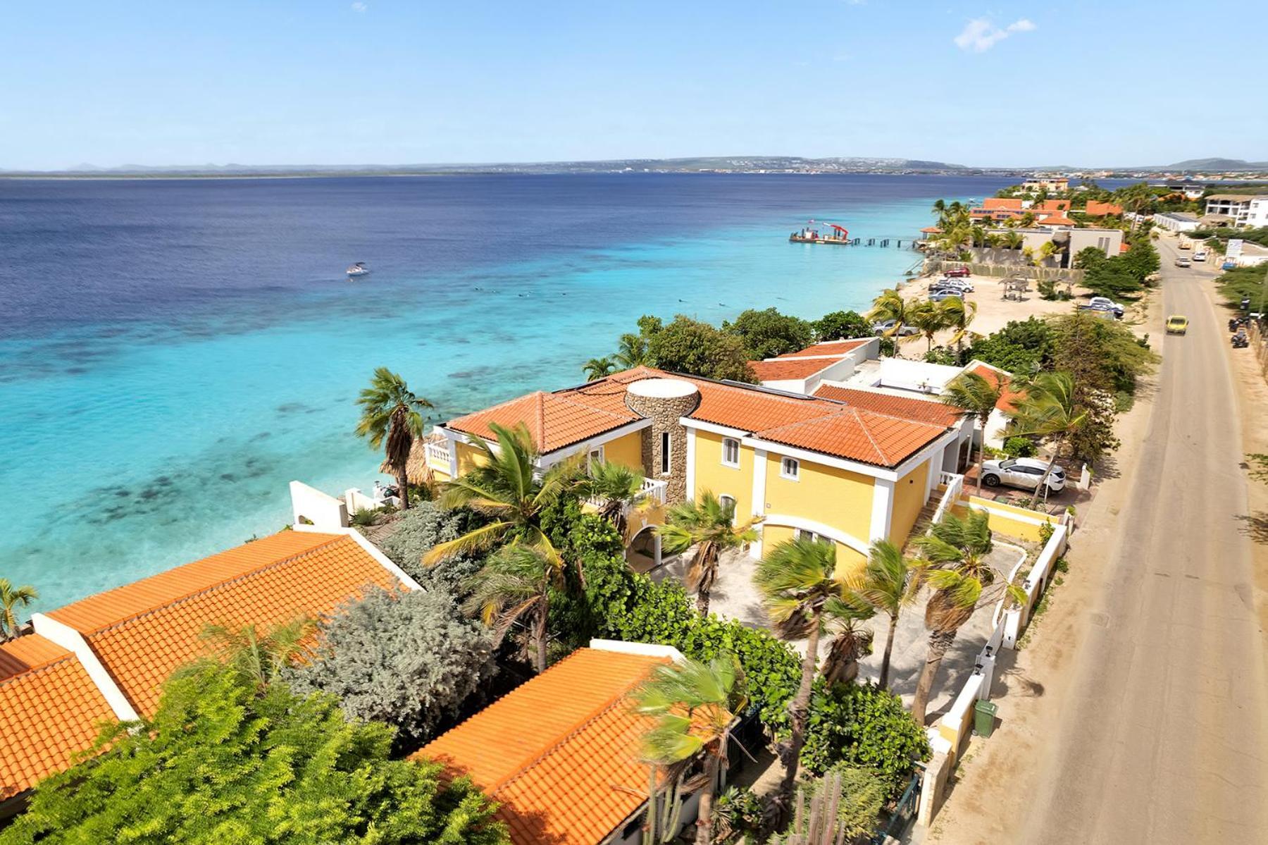 Oceanfront Villa Casa Mar Azul Кралендейк Экстерьер фото