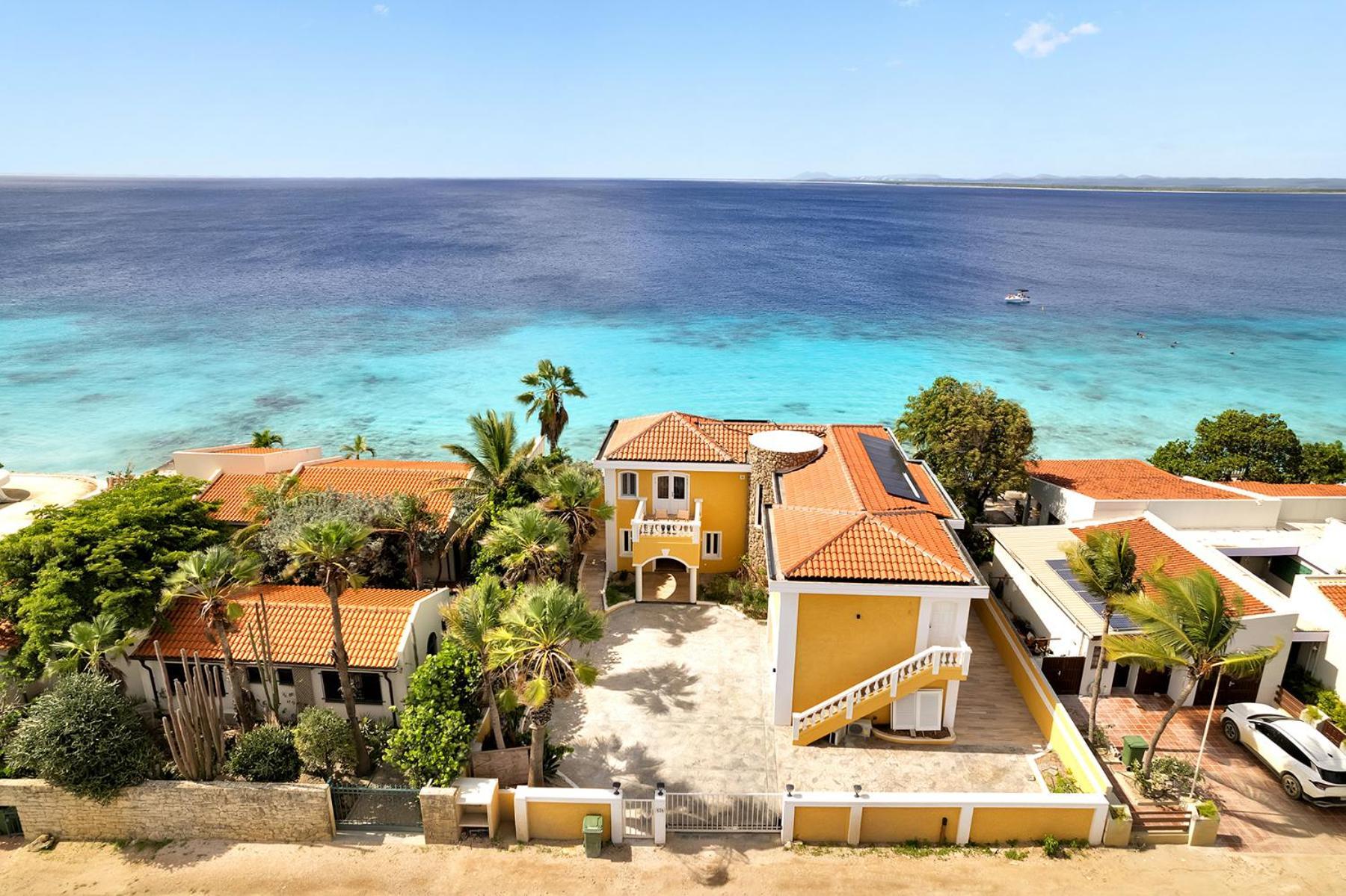 Oceanfront Villa Casa Mar Azul Кралендейк Экстерьер фото